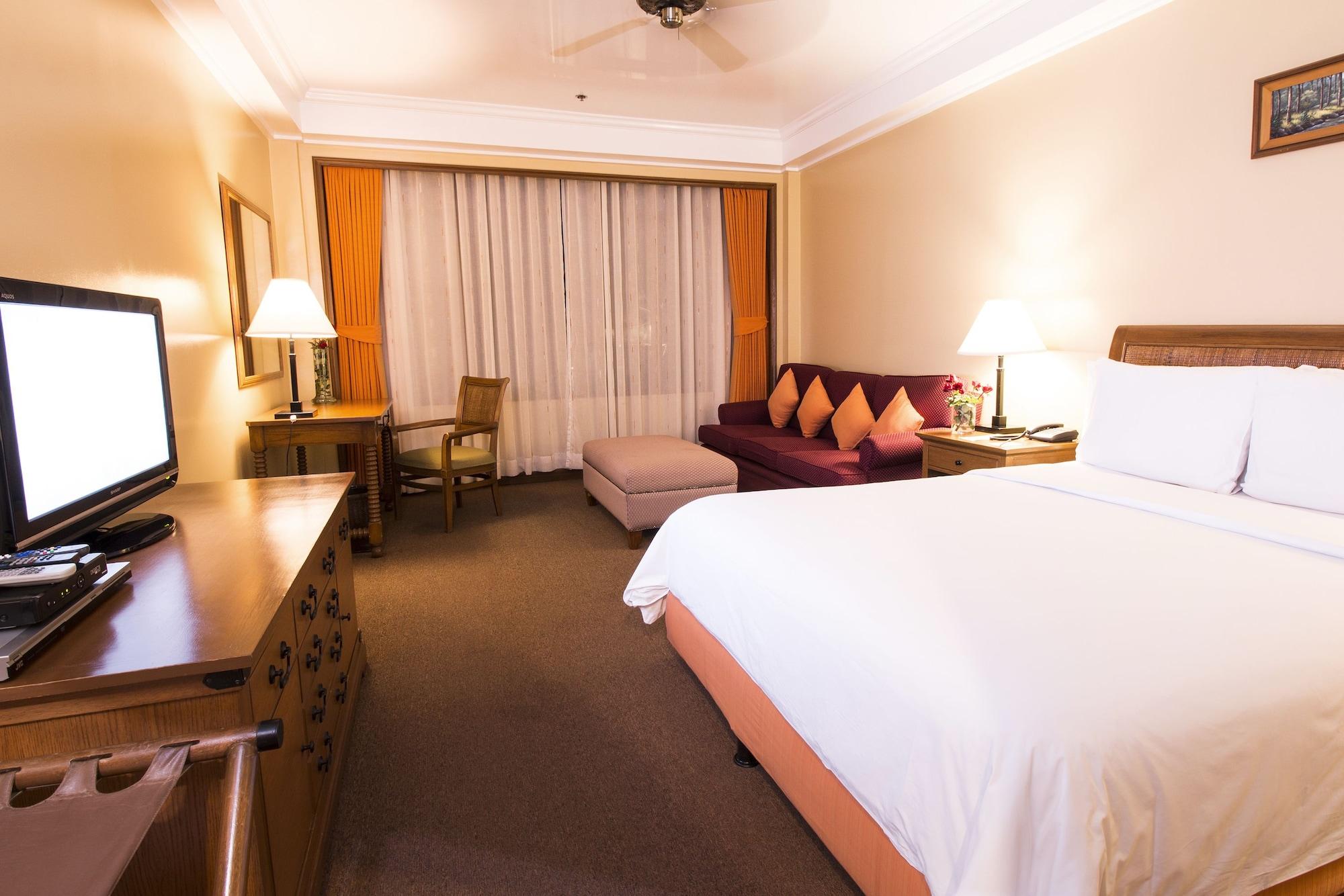 ホテル The Manor At Camp John Hay バギオ エクステリア 写真
