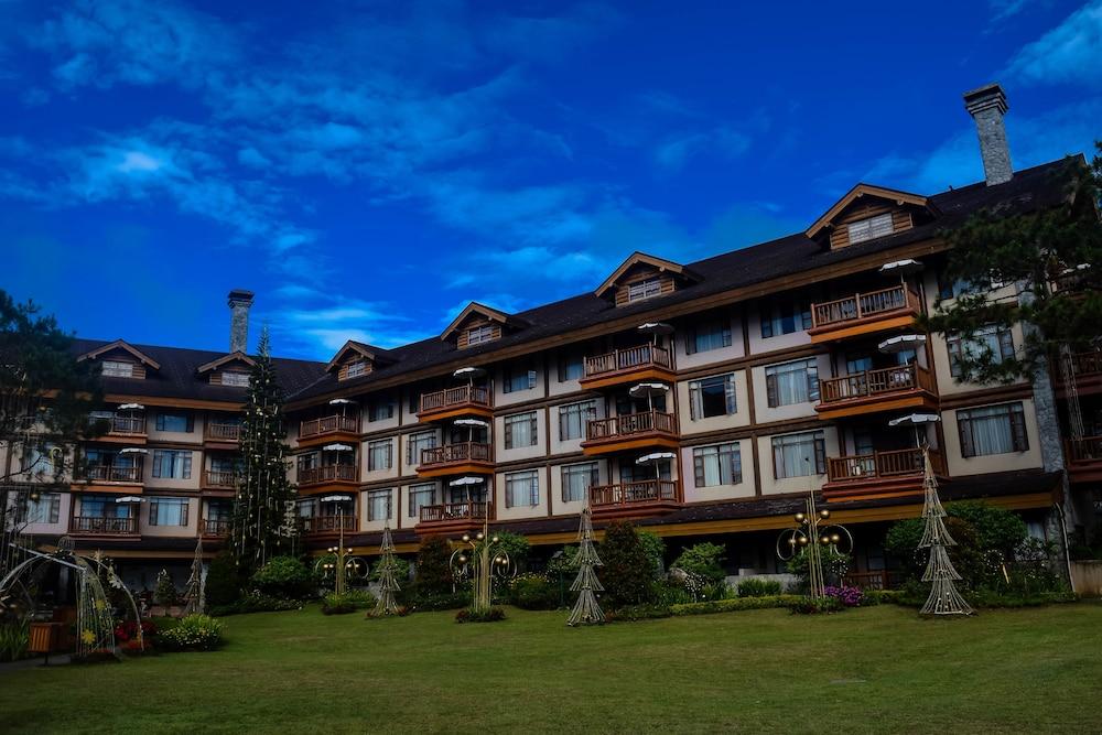 ホテル The Manor At Camp John Hay バギオ エクステリア 写真