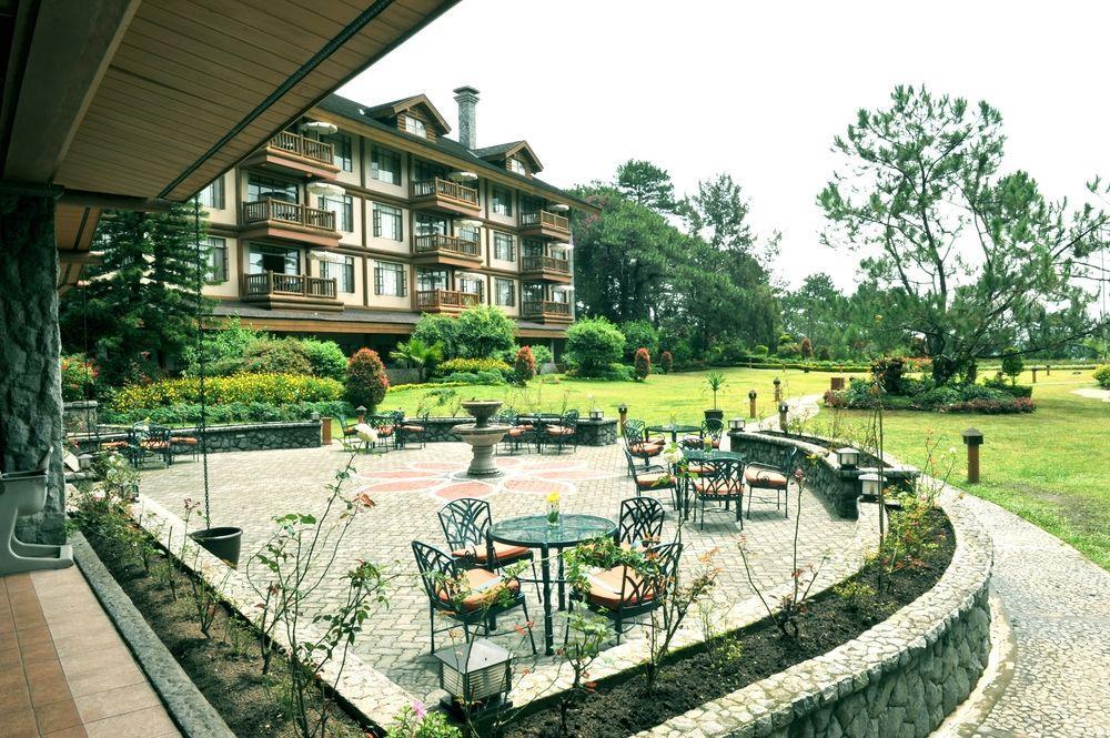 ホテル The Manor At Camp John Hay バギオ エクステリア 写真