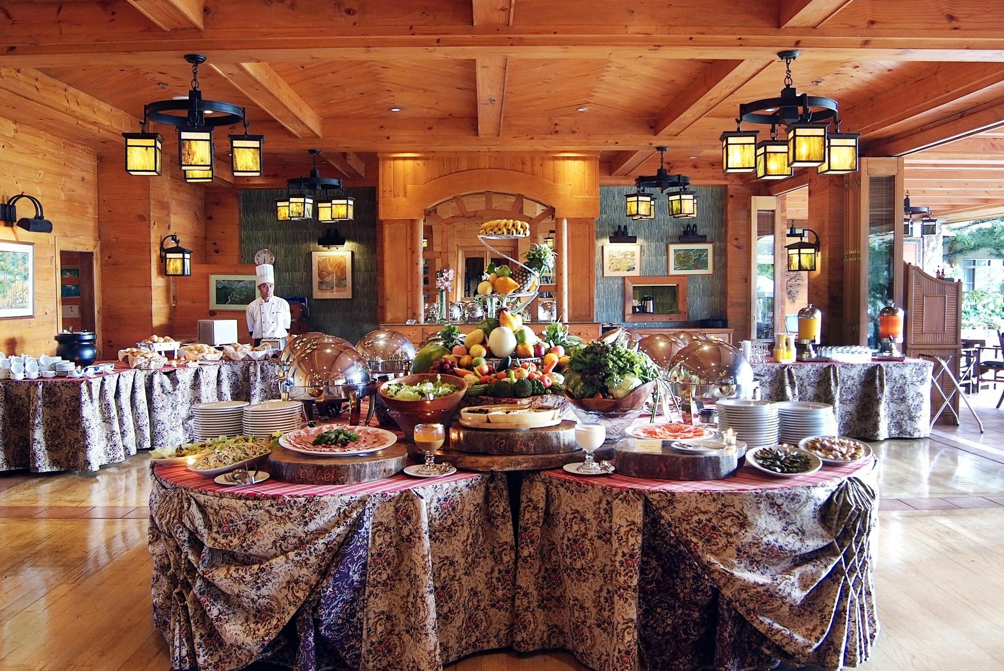 ホテル The Manor At Camp John Hay バギオ エクステリア 写真